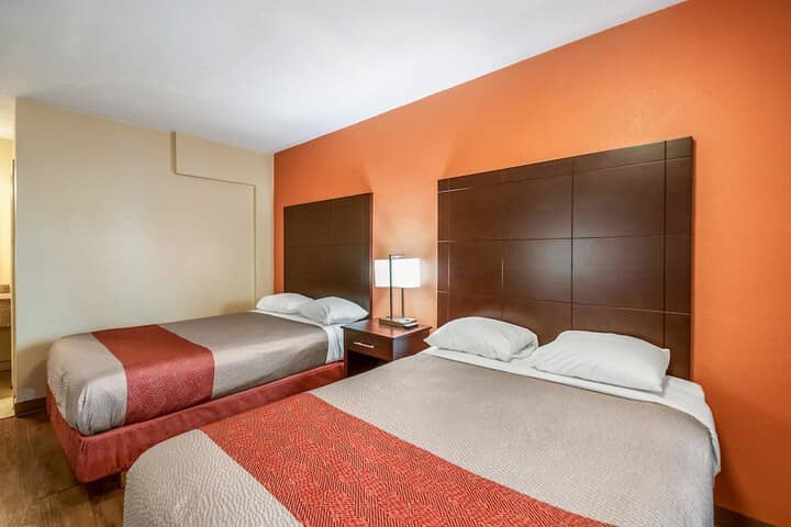 Room 15 of 31