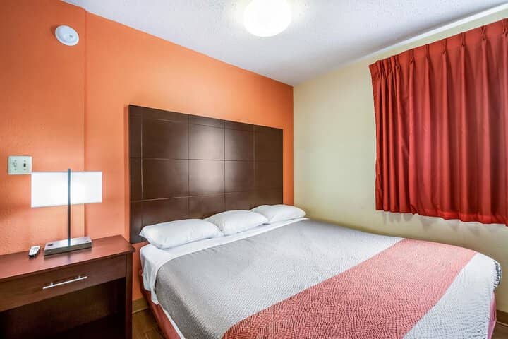 Room 11 of 31